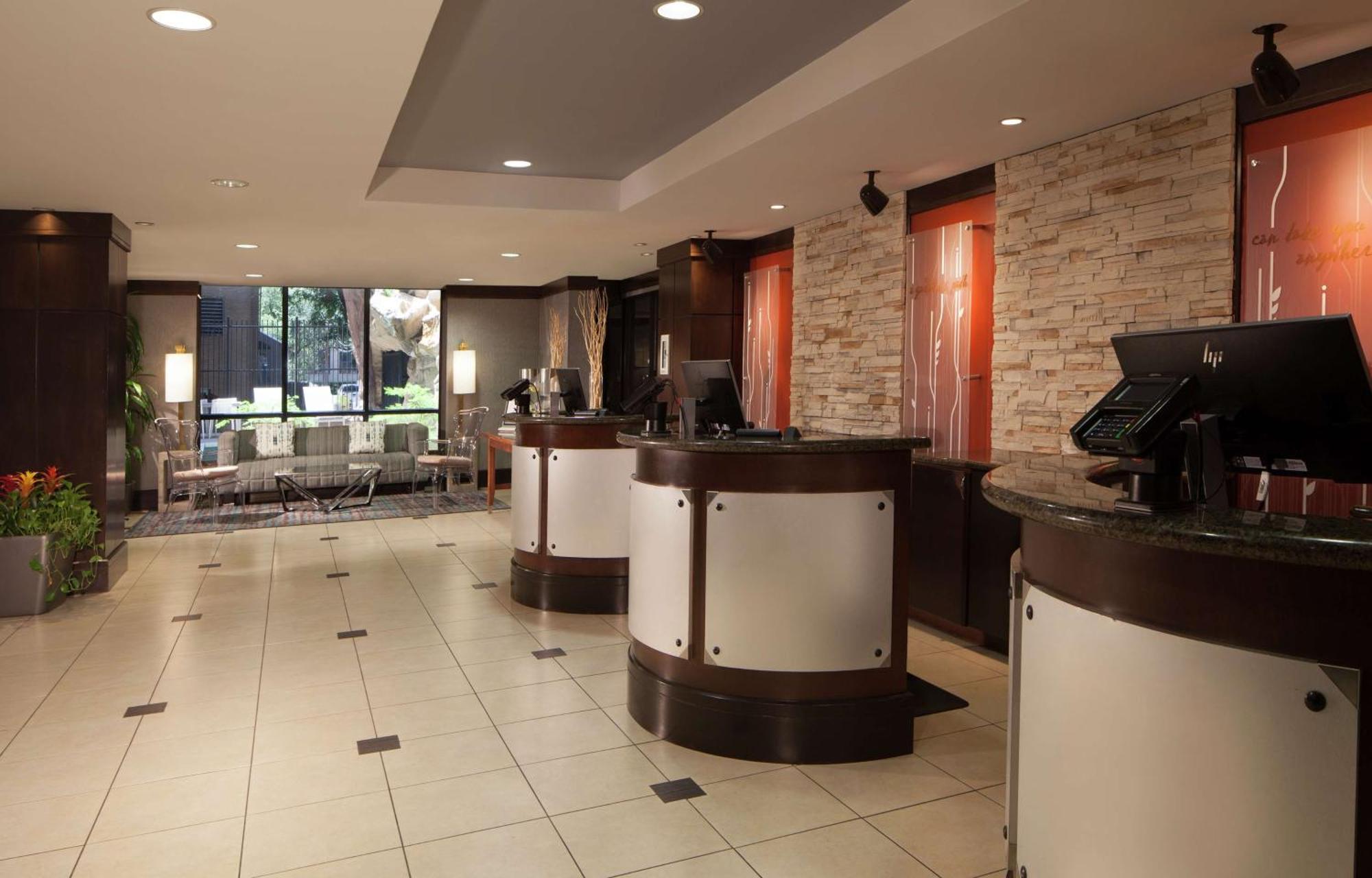 Hilton Garden Inn Austin Downtown Exterior photo