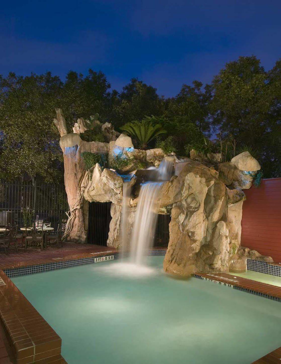 Hilton Garden Inn Austin Downtown Facilities photo